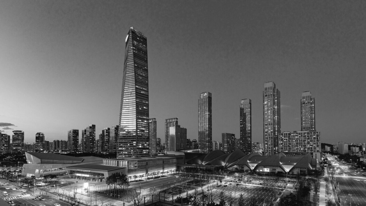 Korea incheon blackwhite